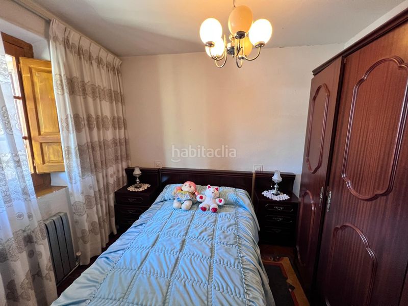 Foto 157a4276-48cf-4af3-b774-7ea88617bb51. Casa amb calefacció aparcament a Lada Langreo