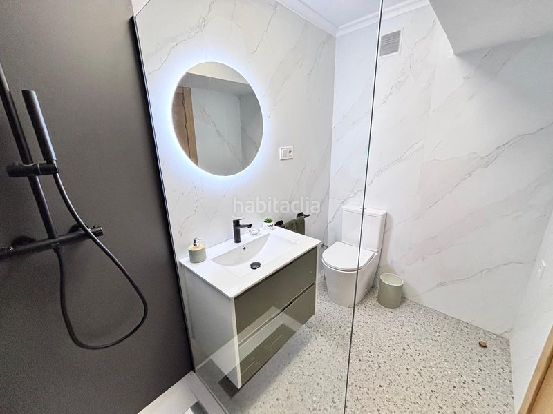 Foto 0712b1df-4ced-426d-9a9b-b6bfb161dd4b. Pis amb calefacció aparcament a El Bibio - Parque Gijón