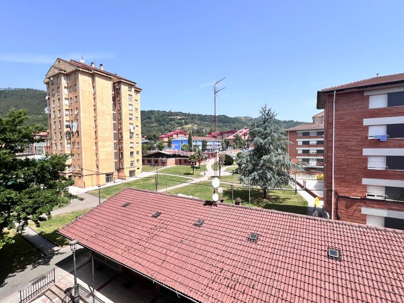 Foto 732b2f45-c4d8-47b0-97c2-c576e8b84748. Pis a Riaño - Los Barros Langreo