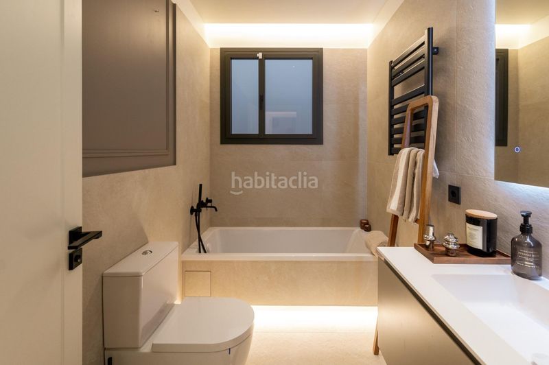 Foto 3ba2b9fd-e356-4983-8fef-5fa408853875. Pis a Dreta de l´Eixample Barcelona