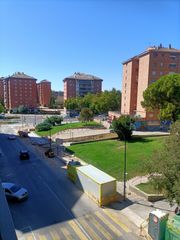 Pis a Instituts-Universitat