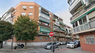 Pis  Travesía del puerto de las pilas. Magnifica vivienda en villa de vallecas.