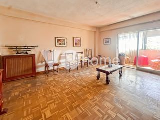 Pis  Plaza corregidor sancho de c�rdoba. Piso en venta en media legua de 3 dormitorios, 2 ba�os y terraza