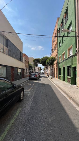 Foto afdcba68-5531-4671-95c4-08ffc396c95d. Casa adossada amb calefacció a Manresà Badalona
