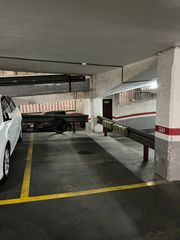 Aparcament cotxe a Carrer de Palamós 28
