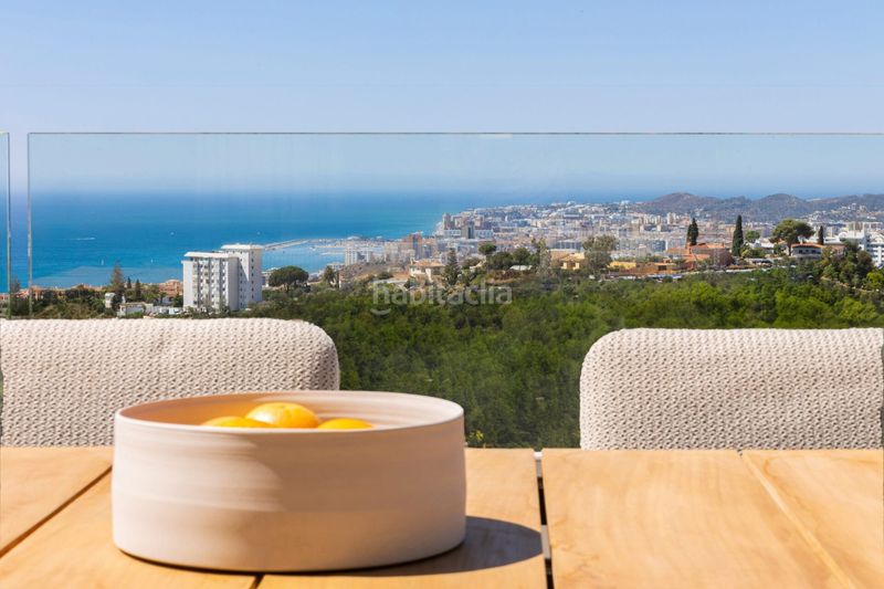 Foto 38db1d2a-a383-4ff0-9395-2c2b57c83dce. Casa aparellada amb aparcament piscina a El Higuerón Fuengirola