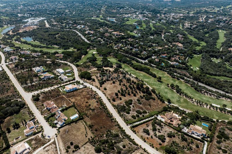 Foto f0aaf398-0549-4179-810f-fc6fbed78e84. Terreny residencial a Sotogrande alto Sotogrande