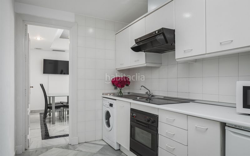 Foto 99b89ba4-c2d7-49f7-9b79-62ae0477a7bb. Apartament amb piscina a Puerto Banús Marbella