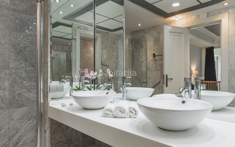 Foto d39498d1-882f-4a69-a4e9-9fc380a1dc62. Apartament amb piscina a Puerto Banús Marbella
