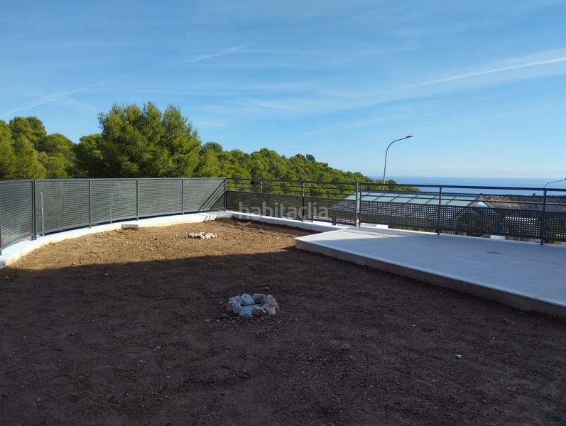 Foto 0a2b55e9-b57d-4cc8-ba75-698c6656f7db. Planta baixa amb aparcament piscina a Arroyo de la Miel Benalmádena