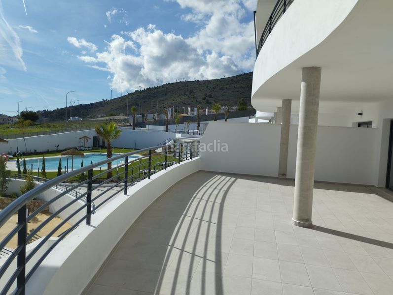 Foto 4e66cacc-9001-408b-a7f7-ce74983a79f0. Planta baixa amb aparcament piscina a Arroyo de la Miel Benalmádena