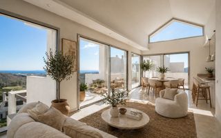 Attico in Montemayor - Marbella Club. Impresionante ático a estrenar de 45 dormitorios en las colinas
