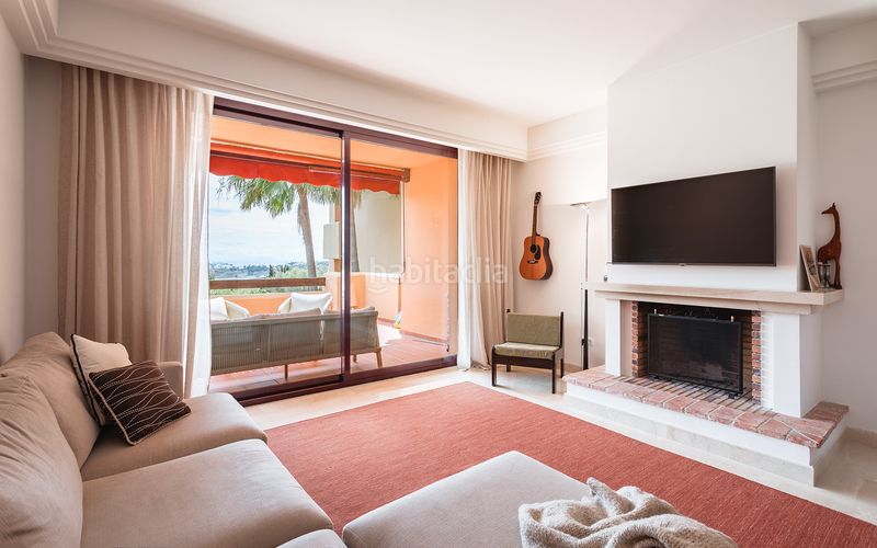 Foto e38987e8-c06b-4838-aa00-386768a90aea. Apartament amb aparcament piscina a los arqueros - puerto del almendro Benahavís