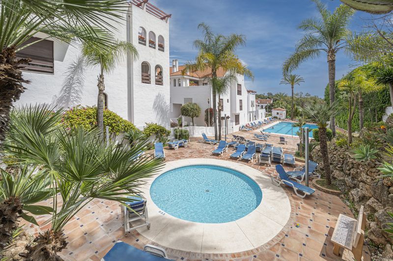 Foto 34128832-c014-4c4f-85e4-09071820264d. Apartament amb aparcament piscina a Nueva Andalucía centro Marbella