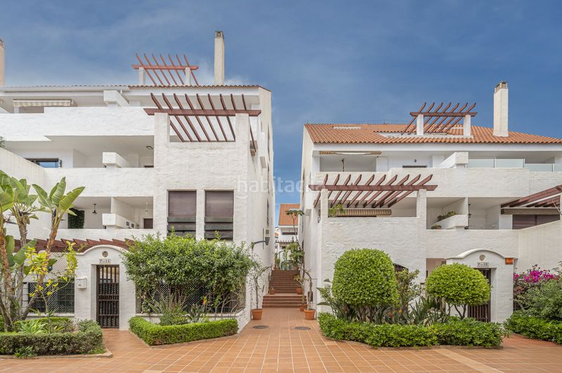 Foto 6ce85c4e-6e75-4350-91e9-8425aa640b05. Apartament amb aparcament piscina a Nueva Andalucía centro Marbella