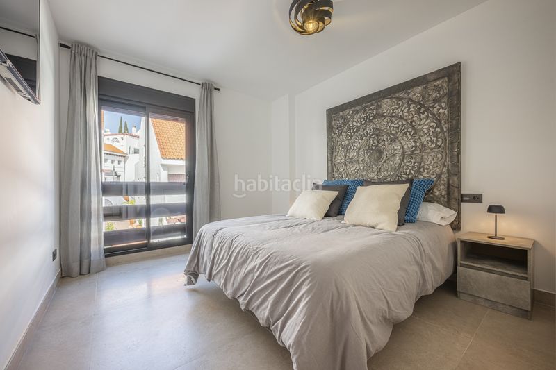 Foto d2857d9e-37de-4f41-90cb-3f5f8f89e9c3. Apartament amb aparcament piscina a Nueva Andalucía centro Marbella