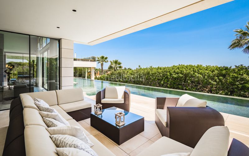 Foto 2d306cfc-17d0-4472-8210-8938bfdd2e17. Casa amb aparcament piscina a Nagüeles Alto Marbella