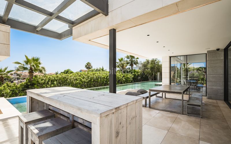 Foto 9866d8be-7d1d-4d8c-b097-606c07744fec. Casa amb aparcament piscina a Nagüeles Alto Marbella