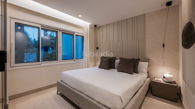 Foto f0e7cfda-e7d2-45ff-a09a-e3474e13f20d. Planta baixa amb aparcament piscina a El Velerín Estepona