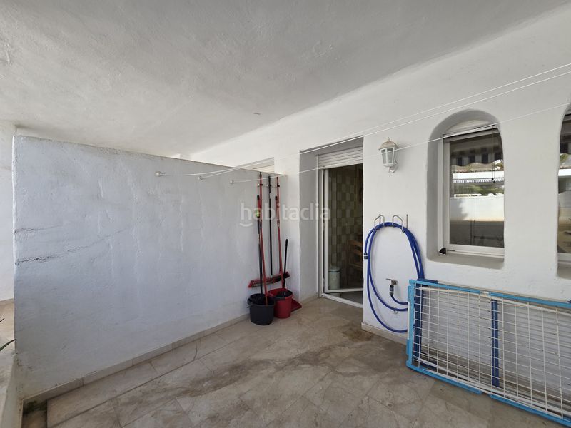 Foto c7efc3f2-3a35-4cb3-88bc-f81278e429fc. Erdgeschoss mit parking pool in Río Real Marbella