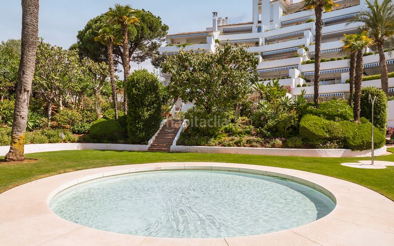Foto fc2ac0aa-c48d-4b05-a201-81e4b3e5b390. Planta baixa amb piscina a Río Real Marbella