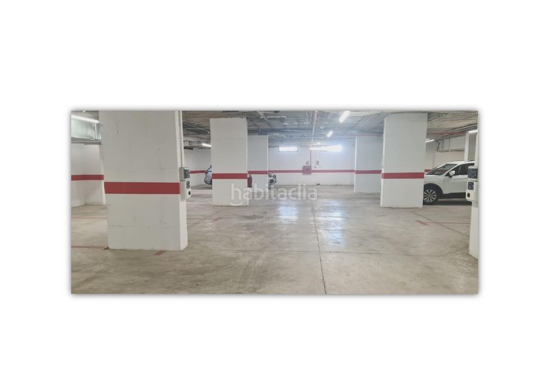 Foto 0d281522-c943-4963-beb3-28faf3569dbc. Apartament amb aparcament piscina a Puerto Deportivo Fuengirola