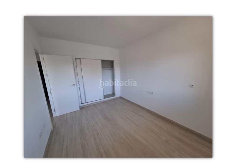 Foto fa4f9f59-eed3-46ab-b8f6-c8e29e607b0a. Apartament amb aparcament piscina a Puerto Deportivo Fuengirola