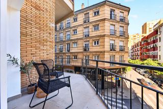 Miete Appartement in La Malagueta - Monte Sancha. Acogedor apartamento de 2 dormitorios en la prestigiosa zona de