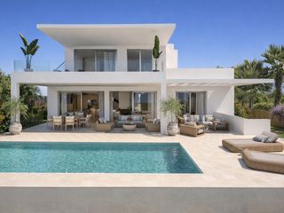Casa a Nueva Alcántara. Villa contemporánea junto a la playa con solárium en la azotea e
