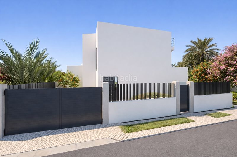 Foto 5587898b-27a6-4b91-9a6e-9bd2fbe56b77. Casa amb aparcament piscina a Nueva Alcántara Marbella