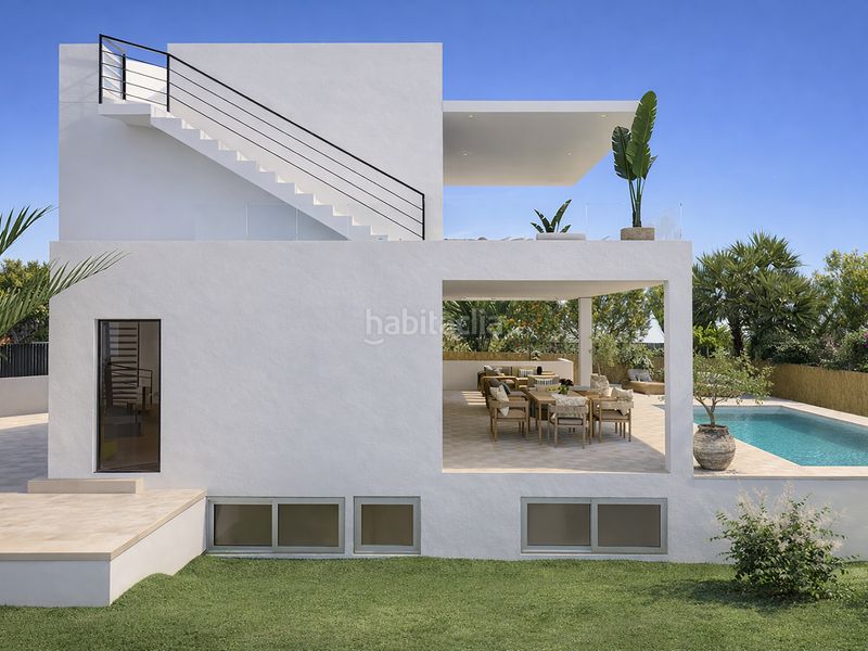 Foto e7d83d30-9d60-4ff5-a406-a5375a4ee387. Casa amb aparcament piscina a Nueva Alcántara Marbella