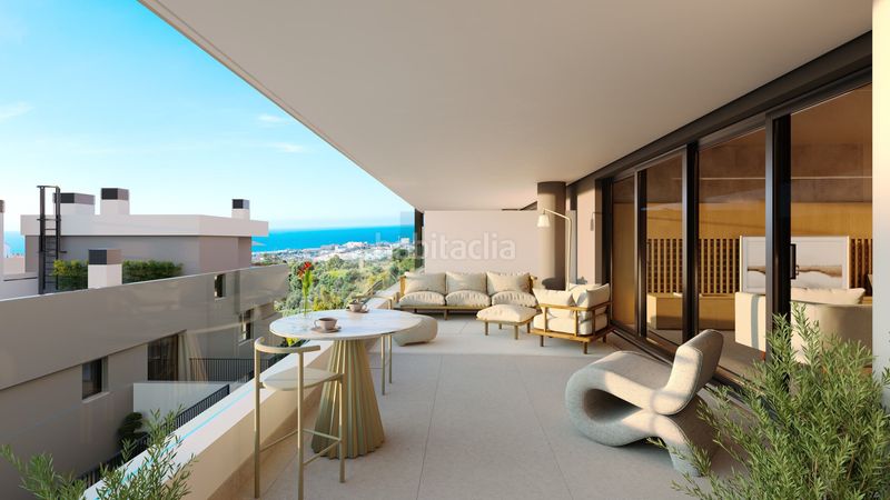 Foto a685b5a7-3b05-48fe-a0e3-d18b4a7aa4c9. Planta baixa amb aparcament piscina a Elviria Marbella