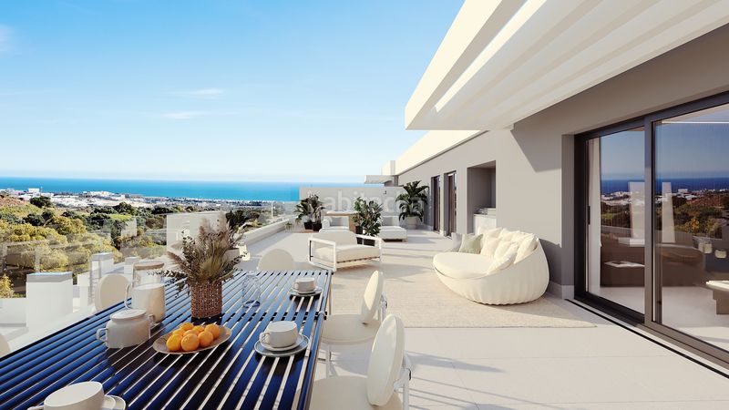 Foto eba5bb86-2029-4bca-bc88-b4841bc33b83. Planta baixa amb aparcament piscina a Elviria Marbella