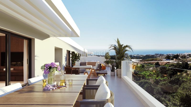 Foto 4a773fd9-a51a-4c45-9ca9-e787ea31b8c9. Apartament amb aparcament piscina a Elviria Marbella
