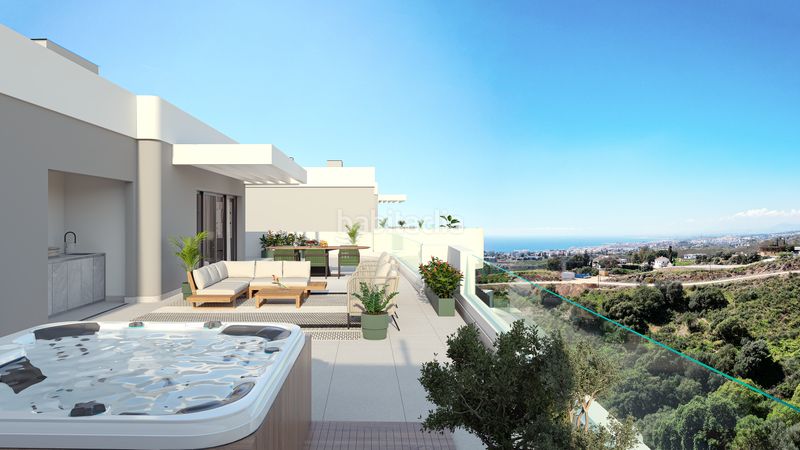 Foto ec174a63-4e7c-4a7a-8cf3-4cf58884809b. Apartament amb aparcament piscina a Elviria Marbella