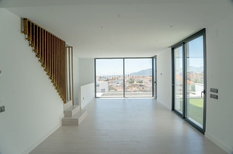 Foto 48335f09-d329-4667-a15d-0b5606bb540a. Casa aparellada amb calefacció aparcament piscina a Málaga