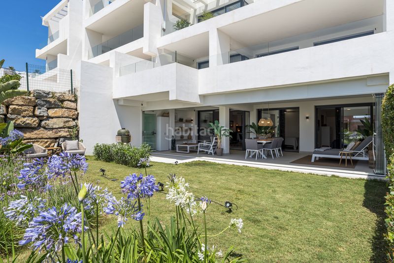 Foto 8a67da24-7765-473b-91b7-5a924189571e. Planta baixa amb aparcament piscina a Estepona golf Estepona