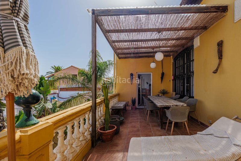 Foto 06753f72-ca73-4f81-ae69-d51cc8f34079. Casa amb aparcament piscina a Mayorazgo Málaga