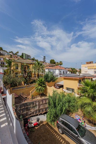 Foto aca7f612-4f95-429d-9f86-cb54e040bc94. Casa amb aparcament piscina a Mayorazgo Málaga