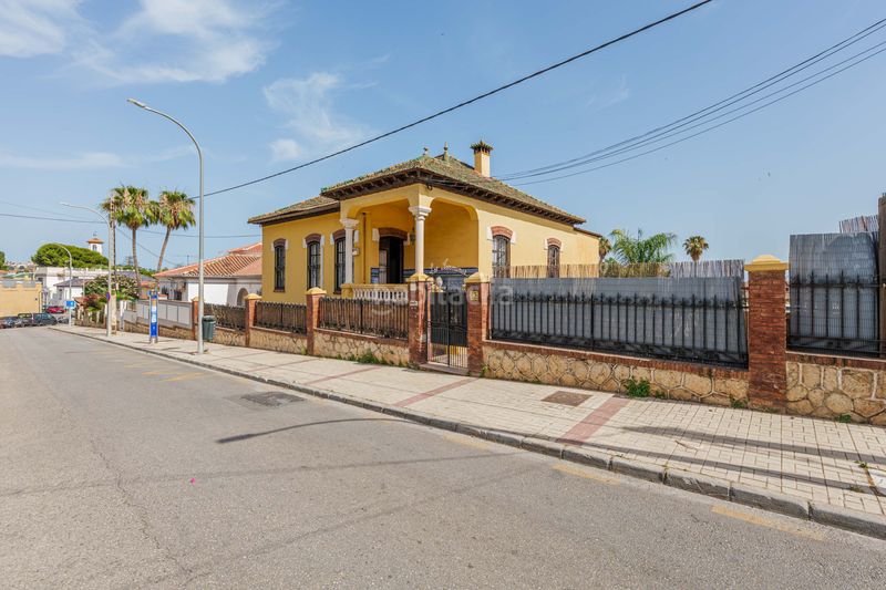 Foto d91bb0c7-c067-402c-8c07-3bc252fea598. Casa amb aparcament piscina a Mayorazgo Málaga