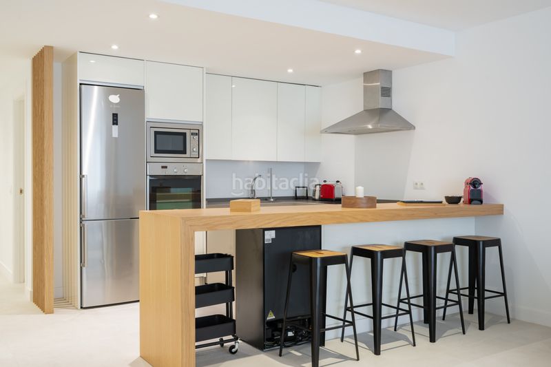 Foto 709bdabc-df8b-4484-84d0-660fb269b8b0. Apartament amb aparcament piscina a Puerto Banús Marbella