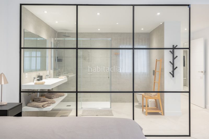 Foto aa456808-332a-4f49-8f36-fc7e860d1d47. Apartament amb aparcament piscina a Puerto Banús Marbella