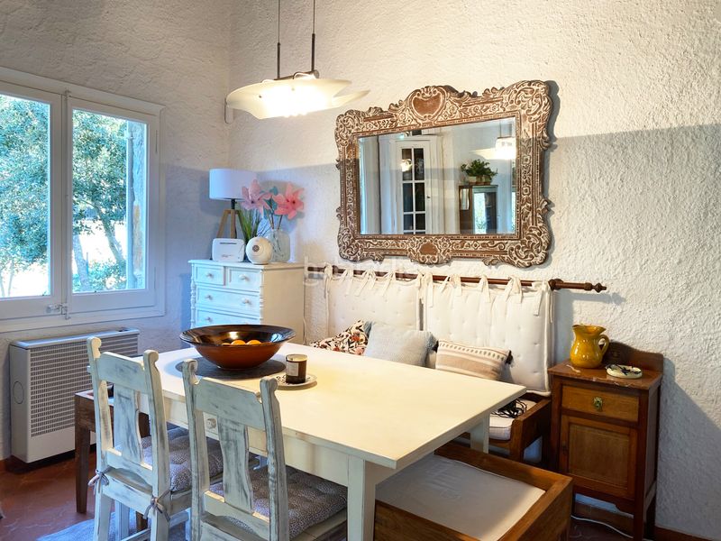 Foto 3ff77867-e34d-42ad-bb3f-42423473b618. Xalet amb xemeneia calefacció piscina a residencial Begur-esclanyà Begur