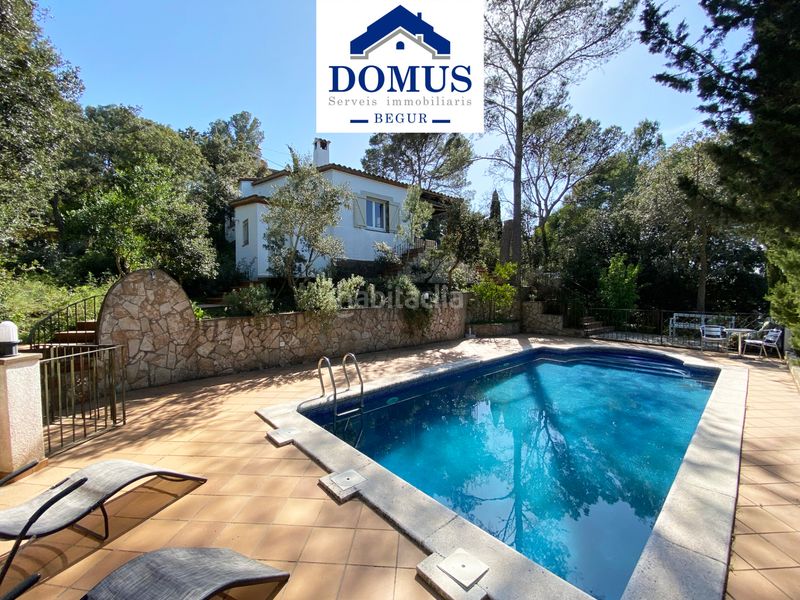 Foto 84b2f701-c0cd-48e4-9780-98c5f696bfac. Xalet amb xemeneia calefacció piscina a residencial Begur-esclanyà Begur