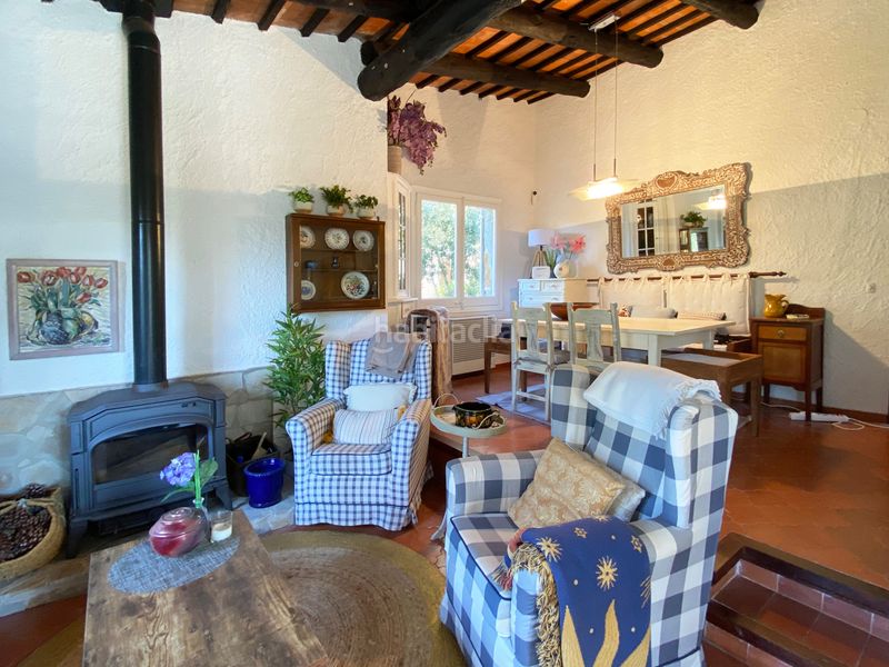 Foto cc2383c4-ceab-46fb-9f12-9495c458610e. Xalet amb xemeneia calefacció piscina a residencial Begur-esclanyà Begur