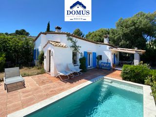 Chalet  Carrer cala del rei. En venta villa con vistas al mar en begur, sa riera
