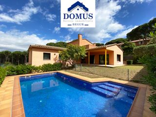Chalet  Carrer carles d'homs