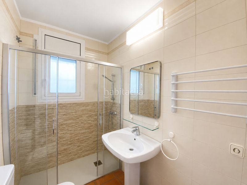 Foto 2f88ae24-6577-4659-a7d2-e70f21b92ab2. Casa adossada amb xemeneia aparcament a Fornells-Aiguablava Begur