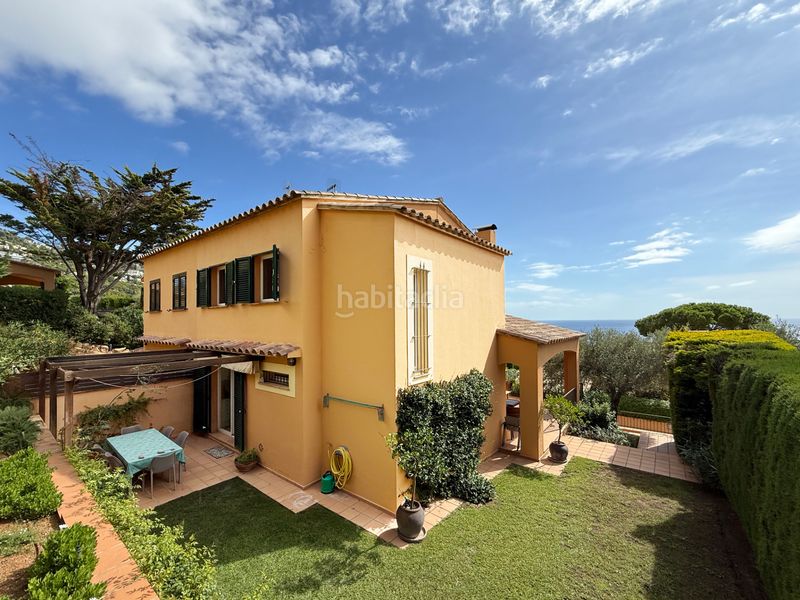 Foto b95b9c79-62a7-4661-8462-7a4a89d80389. Casa aparellada amb xemeneia calefacció aparcament piscina a Begur