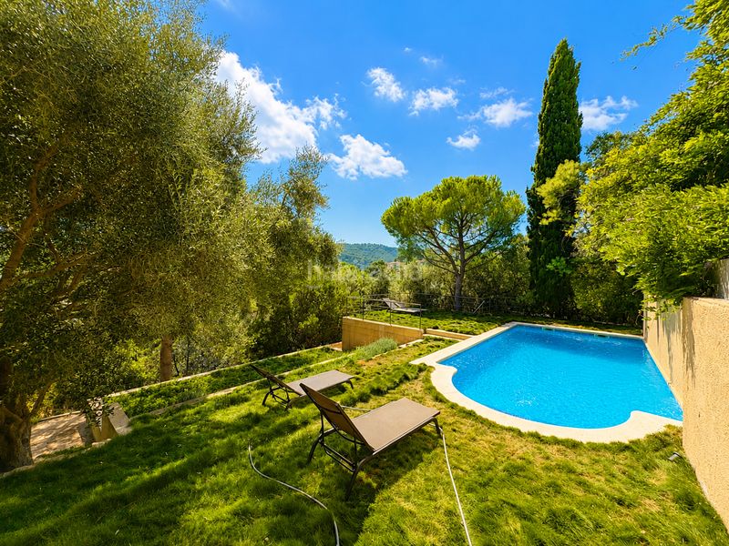 Foto a6ef282e-9880-47b9-aa84-969a073e2e28. Casa amb xemeneia calefacció aparcament piscina a Begur